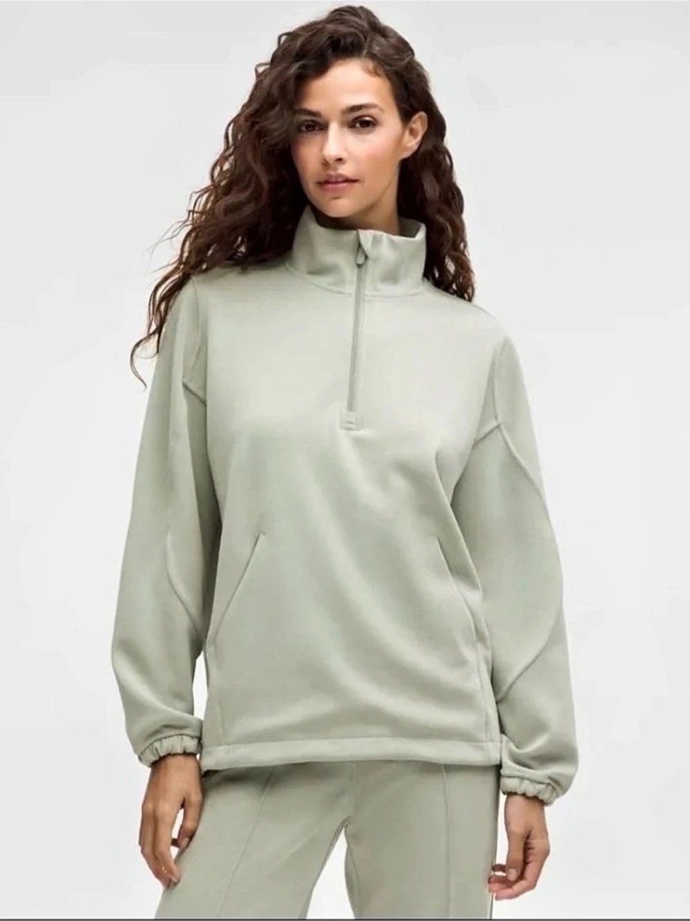 Lululemon Softstreme Half-Zip *Long
Fog Green